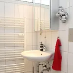 Fichtenwald - Hundefreundlich, Sauna, Pool, Dachterrasse, Wald &