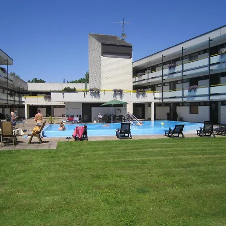 Fichtenwald - Hundefreundlich, Sauna, Pool, Dachterrasse, Wald & See Moehnesee