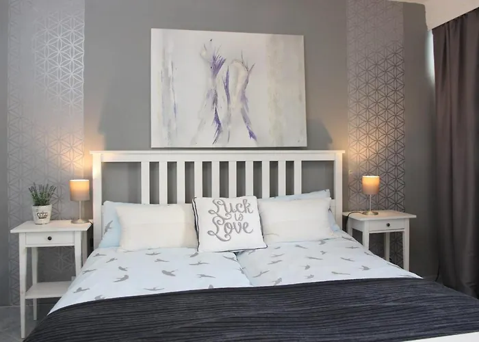 Fichtenwald - Hundefreundlich, Sauna, Pool, Dachterrasse, Wald & See Moehnesee