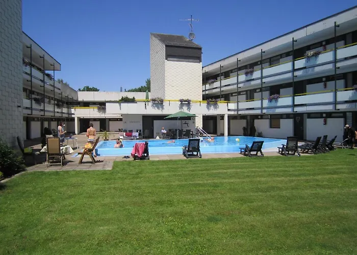 Fichtenwald - Hundefreundlich, Sauna, Pool, Dachterrasse, Wald & See Moehnesee